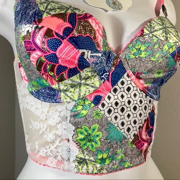 Bali Patchwork Victoria's Secret 32DD Bra lined - Picture 4 of 8